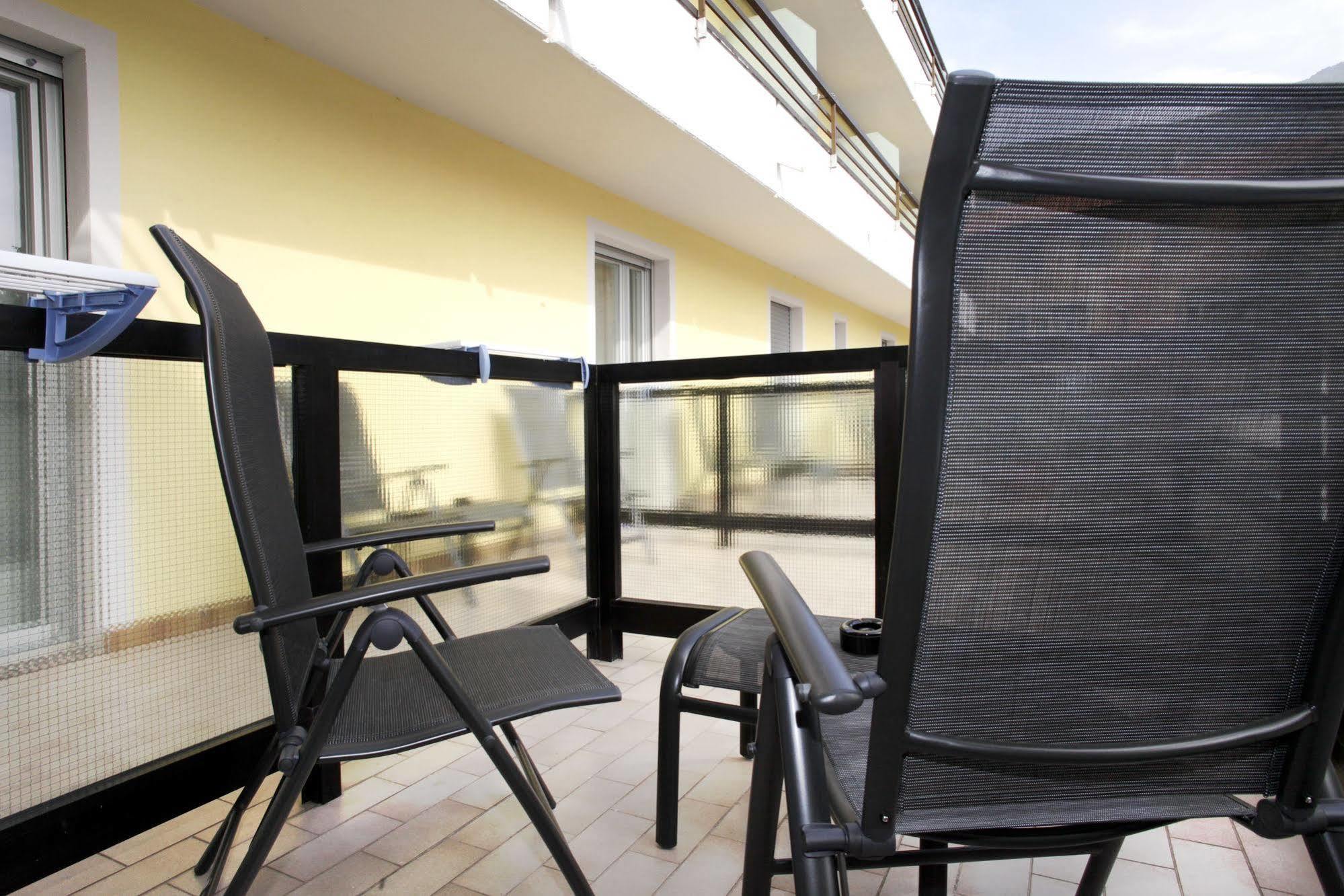 Hotel Miorelli Torbole Sul Garda Exterior photo